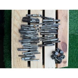 Antique Set of Hexagonal Rethreading Dies & Round Die – Thread Cutting